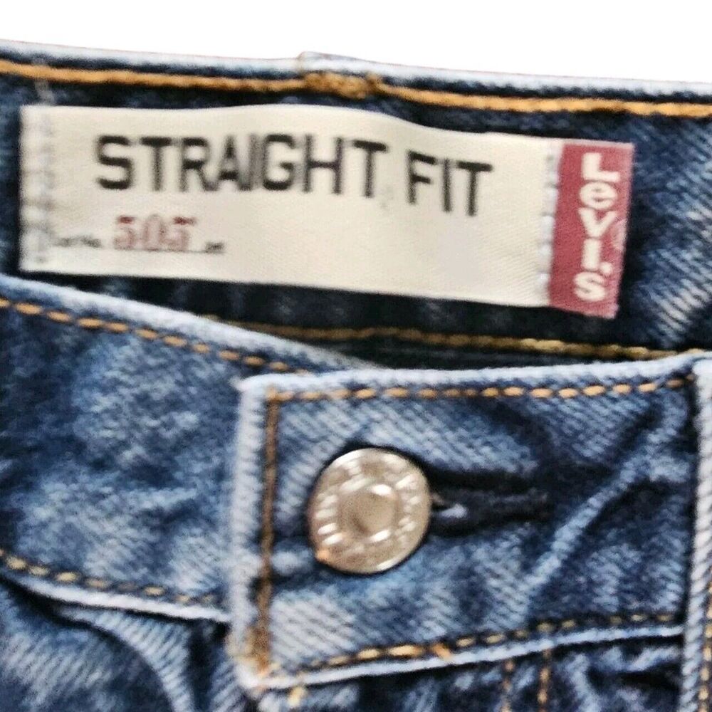 Levi's 505 Straight Fit Jeans Size 34X30 100% Cotton Zip Fly Classic Medium Wash - Picture 4 of 10